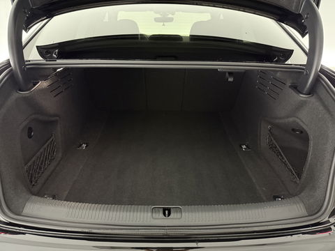 Audi A4 35 TFSI 150PK S-line | Virtual | LED | Carplay | Cruise | Navi | Keyless | Parkeersens.