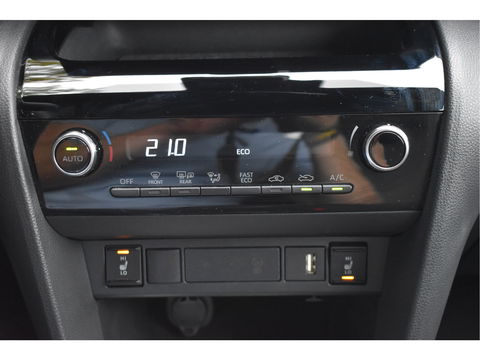 Toyota Yaris Cross 1.5 Hybrid Explore | NL-Auto | Camera | Keyless | Carplay | DAB | Full LED | Nieuwstaat
