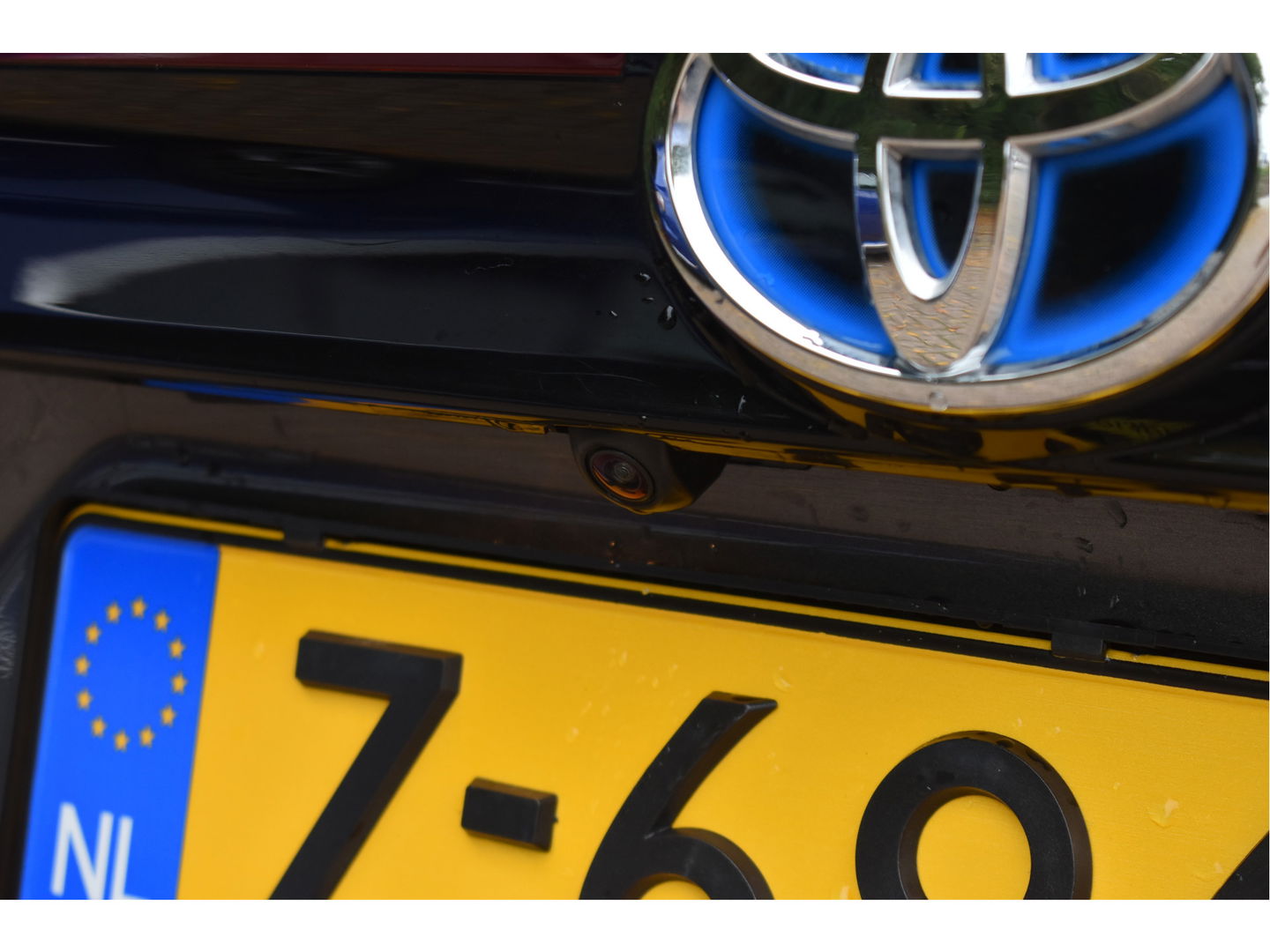 Toyota Yaris Cross 1.5 Hybrid Explore | NL-Auto | Camera | Keyless | Carplay | DAB | Full LED | Nieuwstaat