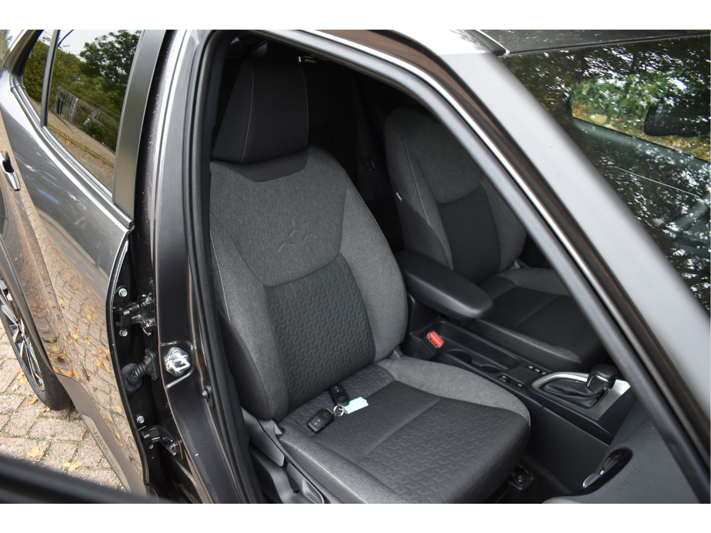 Toyota Yaris Cross 1.5 Hybrid Explore | NL-Auto | Camera | Keyless | Carplay | DAB | Full LED | Nieuwstaat