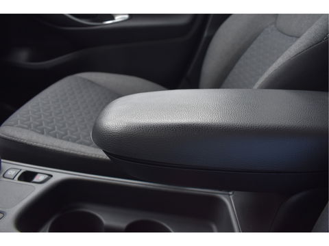 Toyota Yaris Cross 1.5 Hybrid Explore | NL-Auto | Camera | Keyless | Carplay | DAB | Full LED | Nieuwstaat