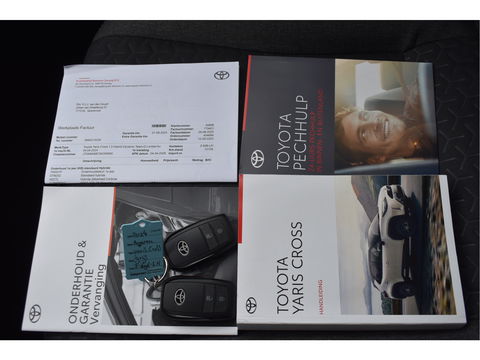 Toyota Yaris Cross 1.5 Hybrid Explore | NL-Auto | Camera | Keyless | Carplay | DAB | Full LED | Nieuwstaat