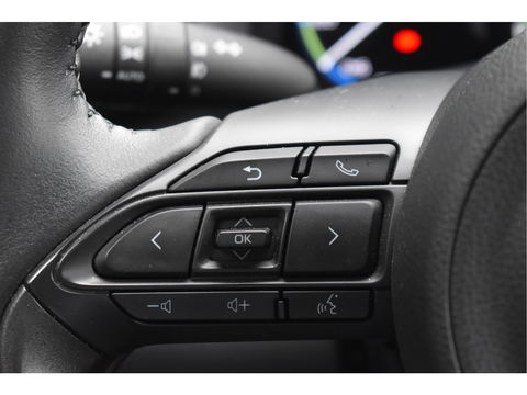 Toyota Yaris Cross 1.5 Hybrid Explore | NL-Auto | Camera | Keyless | Carplay | DAB | Full LED | Nieuwstaat