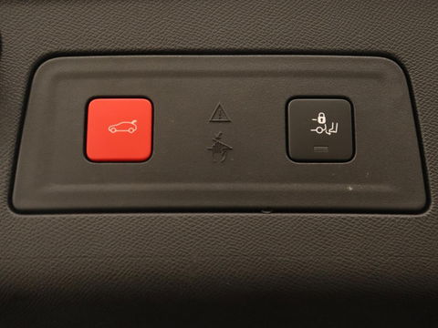 Peugeot 508 1.6 HYbrid 225 GT | Stoelverwarming | Trekhaak | Adaptive cruise | Half leder | Camera | Sportstoelen | Carplay | Navigatie | Full LED | PHEV | Plug In