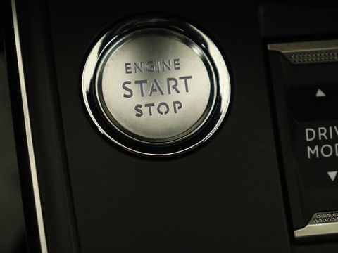 Peugeot 508 1.6 HYbrid 225 GT | Stoelverwarming | Trekhaak | Adaptive cruise | Half leder | Camera | Sportstoelen | Carplay | Navigatie | Full LED | PHEV | Plug In