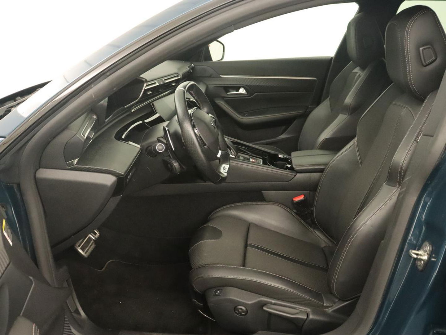 Peugeot 508 1.6 HYbrid 225 GT | Stoelverwarming | Trekhaak | Adaptive cruise | Half leder | Camera | Sportstoelen | Carplay | Navigatie | Full LED | PHEV | Plug In
