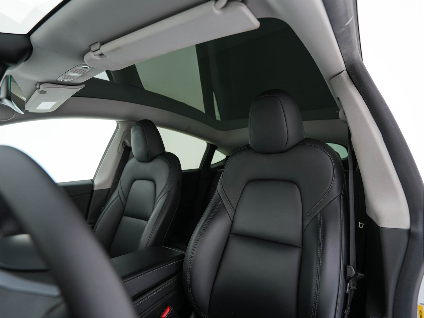 Tesla Model Y RWD 58 kWh [ 3-Fase ] {SOH-93%} (INCL-BTW) Aut. *PANO | AUTO-PILOT | LUXURY-LEATHER | TOP-VIEW | NAVI-FULLMAP | MATRIX-LED | DIGI-COCKPIT | KEYLESS | CAMERA | DAB+ | HEATED-COMFORTSEATS | PRIVACY-GLASS*