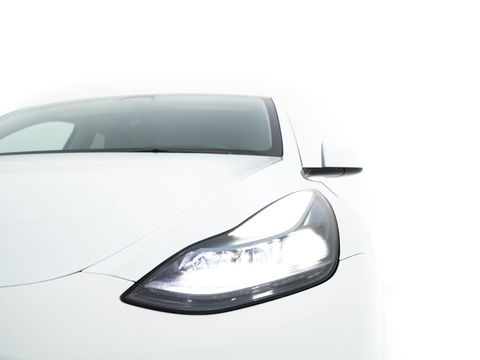 Tesla Model Y RWD 58 kWh [ 3-Fase ] {SOH-93%} (INCL-BTW) Aut. *PANO | AUTO-PILOT | LUXURY-LEATHER | TOP-VIEW | NAVI-FULLMAP | MATRIX-LED | DIGI-COCKPIT | KEYLESS | CAMERA | DAB+ | HEATED-COMFORTSEATS | PRIVACY-GLASS*