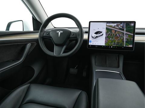 Tesla Model Y RWD 58 kWh [ 3-Fase ] {SOH-93%} (INCL-BTW) Aut. *PANO | AUTO-PILOT | LUXURY-LEATHER | TOP-VIEW | NAVI-FULLMAP | MATRIX-LED | DIGI-COCKPIT | KEYLESS | CAMERA | DAB+ | HEATED-COMFORTSEATS | PRIVACY-GLASS*
