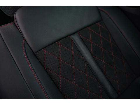 Škoda Octavia Combi 1.4 TSI RS iV PHEV | ALCANTARA SPORT COMFORT STOELEN ! TREKHAAK