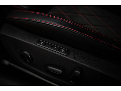 Škoda Octavia Combi 1.4 TSI RS iV PHEV | ALCANTARA SPORT COMFORT STOELEN ! TREKHAAK