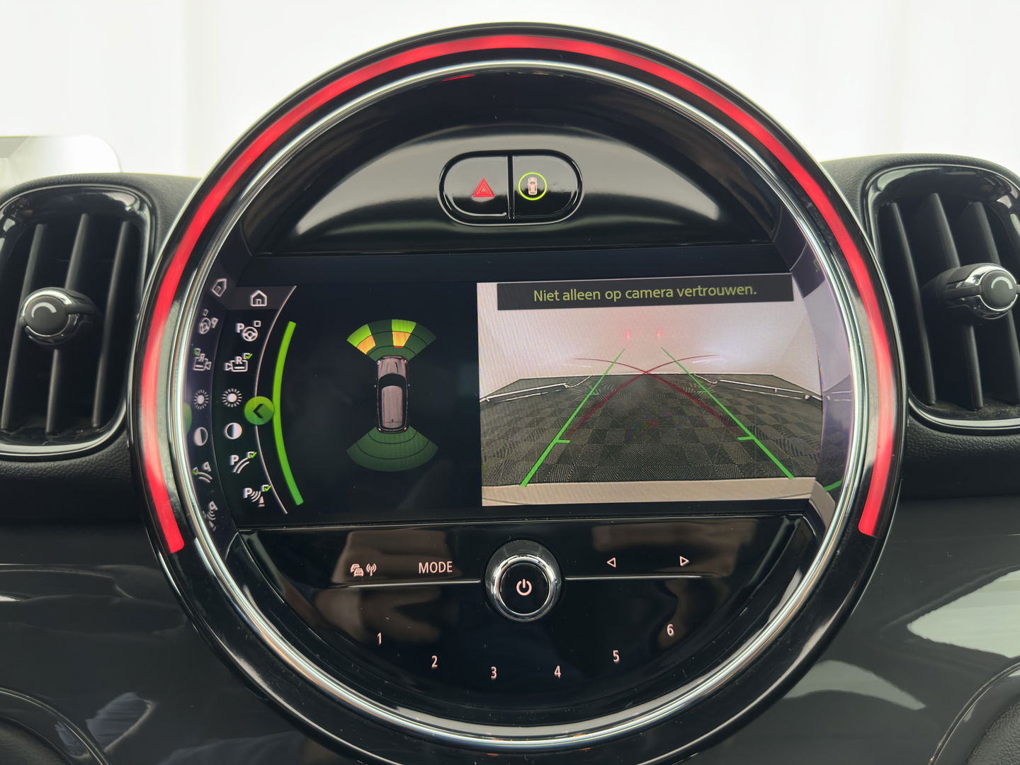MINI Countryman 1.5 Cooper Boardwalk Edition Aut. *PANO | HEAD-UP | ADAPTIVE-CRUISE | LUXURY-LEATHER | FULL-LED | HARMAN/KARDON | CAMERA | KEYLESS | HEATED-SPORTSEATS | AMBIENT-LIGHT | DAB+ | ECC | PDC | 18''ALU*
