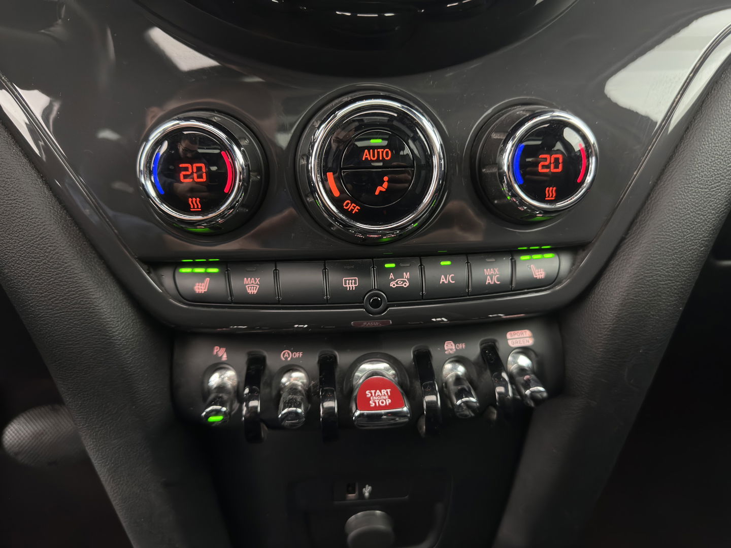 MINI Countryman 1.5 Cooper Boardwalk Edition Aut. *PANO | HEAD-UP | ADAPTIVE-CRUISE | LUXURY-LEATHER | FULL-LED | HARMAN/KARDON | CAMERA | KEYLESS | HEATED-SPORTSEATS | AMBIENT-LIGHT | DAB+ | ECC | PDC | 18''ALU*
