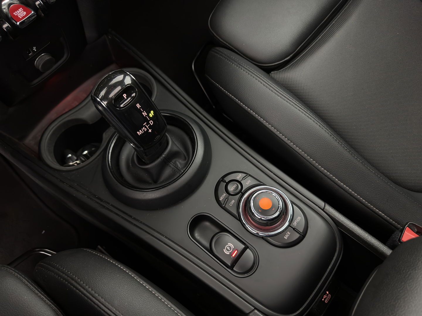 MINI Countryman 1.5 Cooper Boardwalk Edition Aut. *PANO | HEAD-UP | ADAPTIVE-CRUISE | LUXURY-LEATHER | FULL-LED | HARMAN/KARDON | CAMERA | KEYLESS | HEATED-SPORTSEATS | AMBIENT-LIGHT | DAB+ | ECC | PDC | 18''ALU*