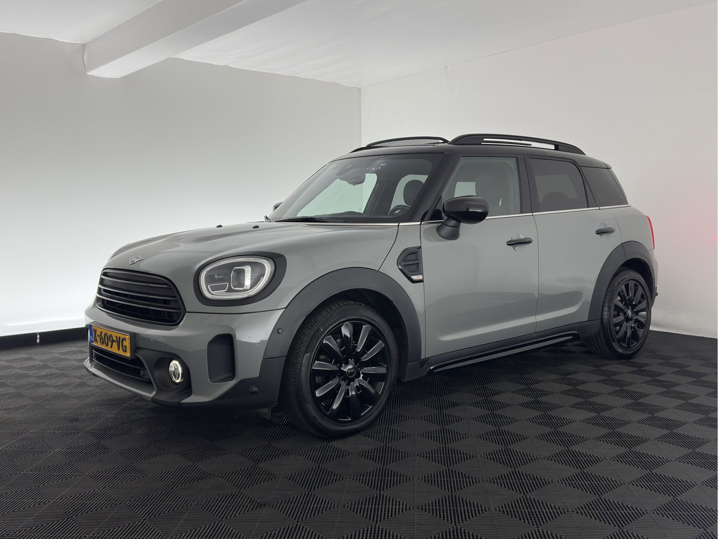 MINI Countryman 1.5 Cooper Boardwalk Edition Aut. *PANO | HEAD-UP | ADAPTIVE-CRUISE | LUXURY-LEATHER | FULL-LED | HARMAN/KARDON | CAMERA | KEYLESS | HEATED-SPORTSEATS | AMBIENT-LIGHT | DAB+ | ECC | PDC | 18''ALU*