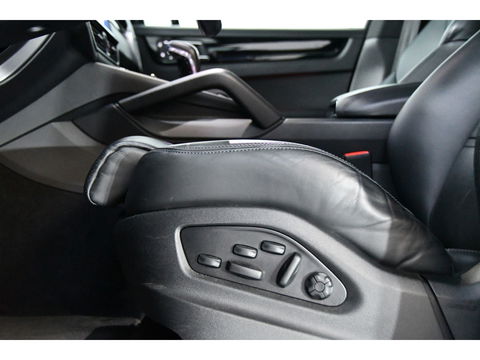 Porsche Cayenne Coupé 3.0 E-Hybrid *Glazendak*Elektrischetrekhaak*Bose*