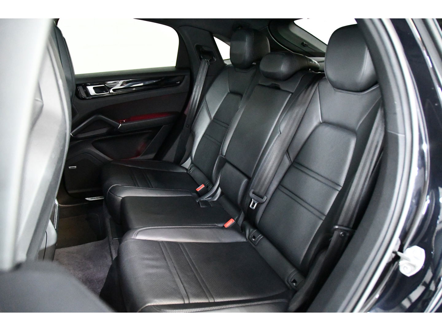 Porsche Cayenne Coupé 3.0 E-Hybrid *Glazendak*Elektrischetrekhaak*Bose*