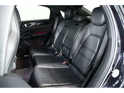 Porsche Cayenne Coupé 3.0 E-Hybrid *Glazendak*Elektrischetrekhaak*Bose*