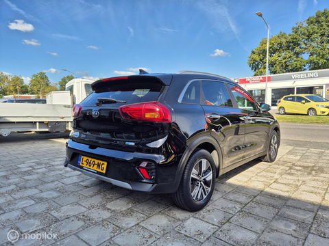 Kia Niro 1.6 GDi Hybrid DynamicPlusLine, Leer, Camera, Carplay