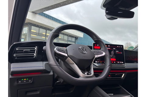 Volkswagen Tiguan 2.0 TDI R-LINE AUTOMAAT 150PK AIRCO NAVI BIGSCREEN PDC-CAMERA CRUISE.