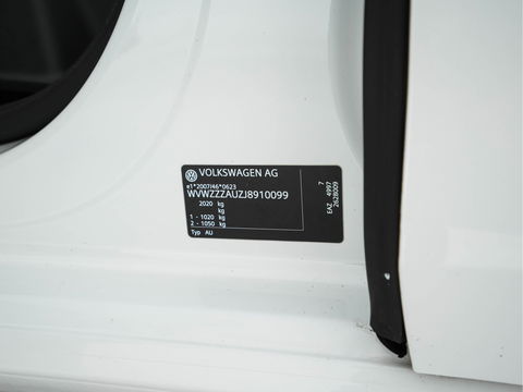 Volkswagen e-Golf (SOH-86%) Aut. *HEAT-PUMP | LUXURY-LEATHER | FULL-LED | NAVI-FULLMAP | CAMERA | HEATED-SPORTSEATS | ECC | CCS-FASTLOADER | PDC | CARPLAY | CRUISE | 16''ALU*
