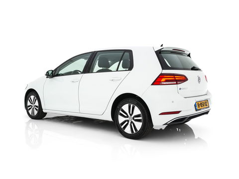 Volkswagen e-Golf (SOH-86%) Aut. *HEAT-PUMP | LUXURY-LEATHER | FULL-LED | NAVI-FULLMAP | CAMERA | HEATED-SPORTSEATS | ECC | CCS-FASTLOADER | PDC | CARPLAY | CRUISE | 16''ALU*