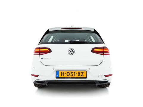 Volkswagen e-Golf (SOH-86%) Aut. *HEAT-PUMP | LUXURY-LEATHER | FULL-LED | NAVI-FULLMAP | CAMERA | HEATED-SPORTSEATS | ECC | CCS-FASTLOADER | PDC | CARPLAY | CRUISE | 16''ALU*