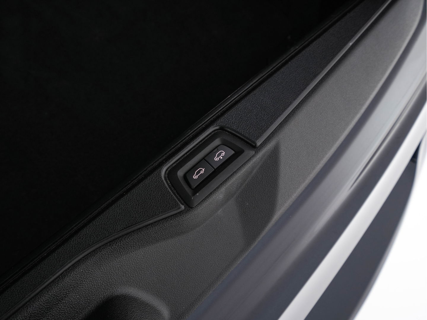 BMW X5 xDrive45e M-Sport High Executive Plug-in (INCL-BTW) *PANO | HEAD-UP | LASER-LIGHT | ADAPTIVE-CRUISE | LUXURY-LEATHER | HARMAN/KARDON | HEATED-SPORTSEATS | DIGI-COCKPIT | KEYLESS | DAB+ | MEMORY-PACK | CAMERA | NAVI-FULLMAP | 20''ALU