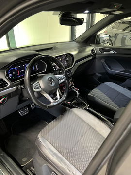 Volkswagen T-Cross 1.0 TSI 116PK DSG R-line Trekhaak Beats