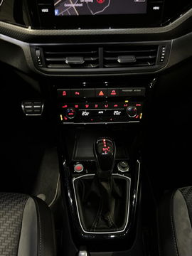 Volkswagen T-Cross 1.0 TSI 116PK DSG R-line Trekhaak Beats