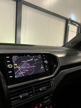 Volkswagen T-Cross 1.0 TSI 116PK DSG R-line Trekhaak Beats