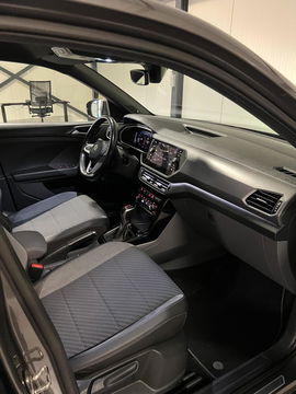 Volkswagen T-Cross 1.0 TSI 116PK DSG R-line Trekhaak Beats