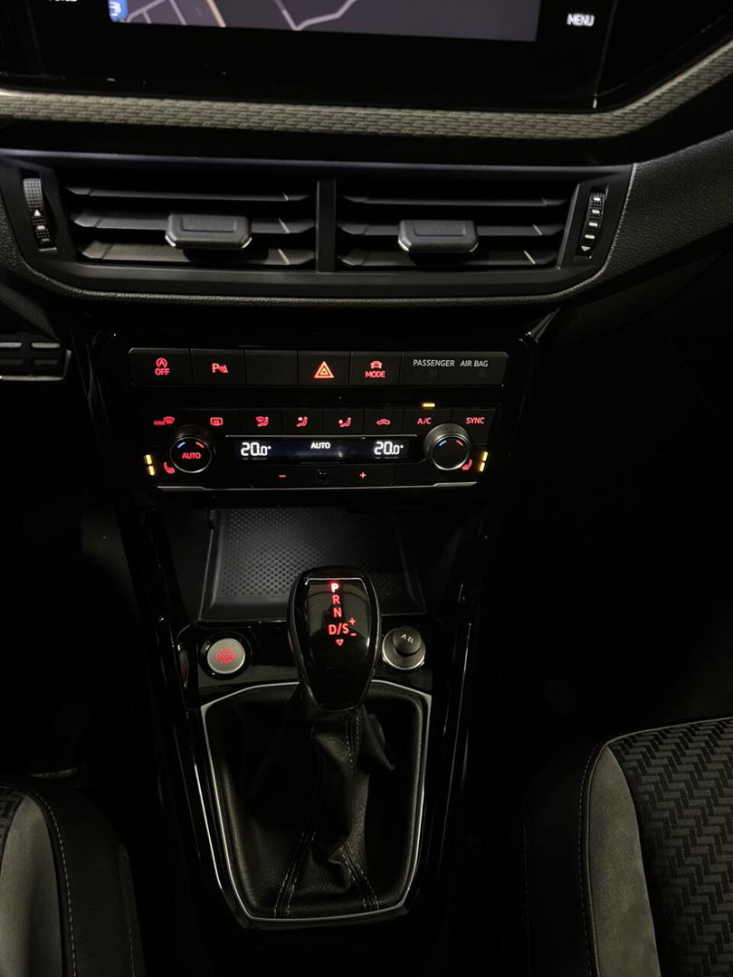 Volkswagen T-Cross 1.0 TSI 116PK DSG R-line Trekhaak Beats