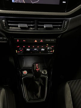 Volkswagen T-Cross 1.0 TSI 116PK DSG R-line Trekhaak Beats