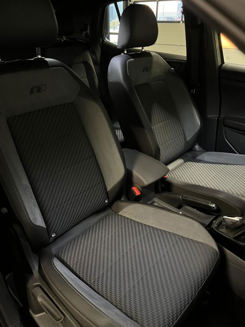 Volkswagen T-Cross 1.0 TSI 116PK DSG R-line Trekhaak Beats