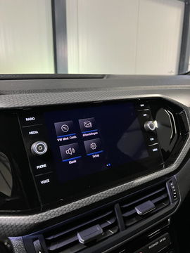 Volkswagen T-Cross 1.0 TSI 116PK DSG R-line Trekhaak Beats