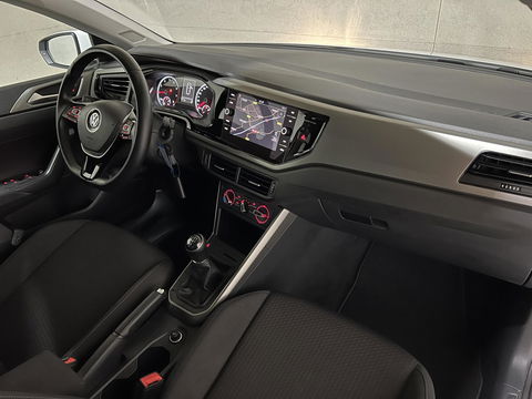 Volkswagen Polo 1.0 TSI 17'' R-line Carplay Navi ACC NAP