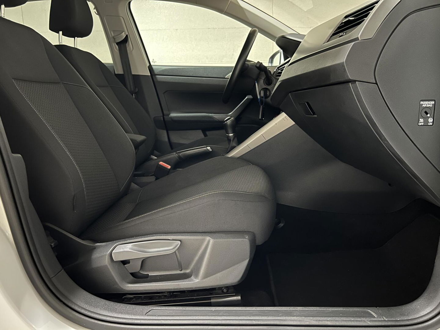 Volkswagen Polo 1.0 TSI 17'' R-line Carplay Navi ACC NAP