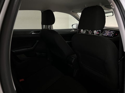 Volkswagen Polo 1.0 TSI 17'' R-line Carplay Navi ACC NAP