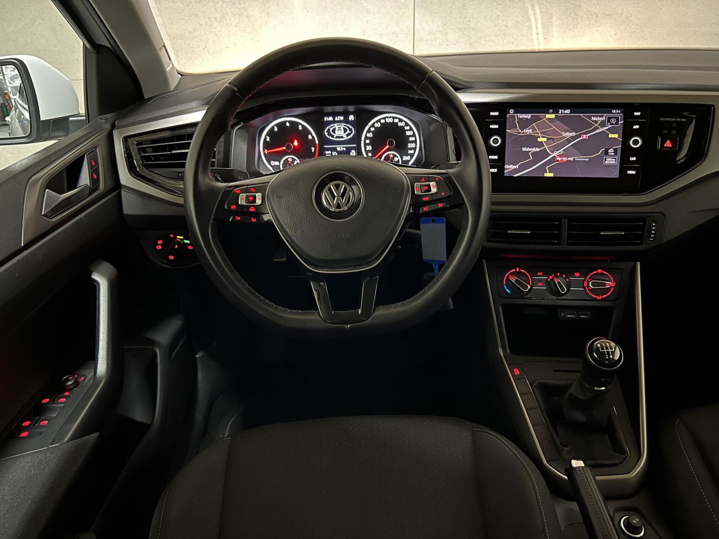 Volkswagen Polo 1.0 TSI 17'' R-line Carplay Navi ACC NAP