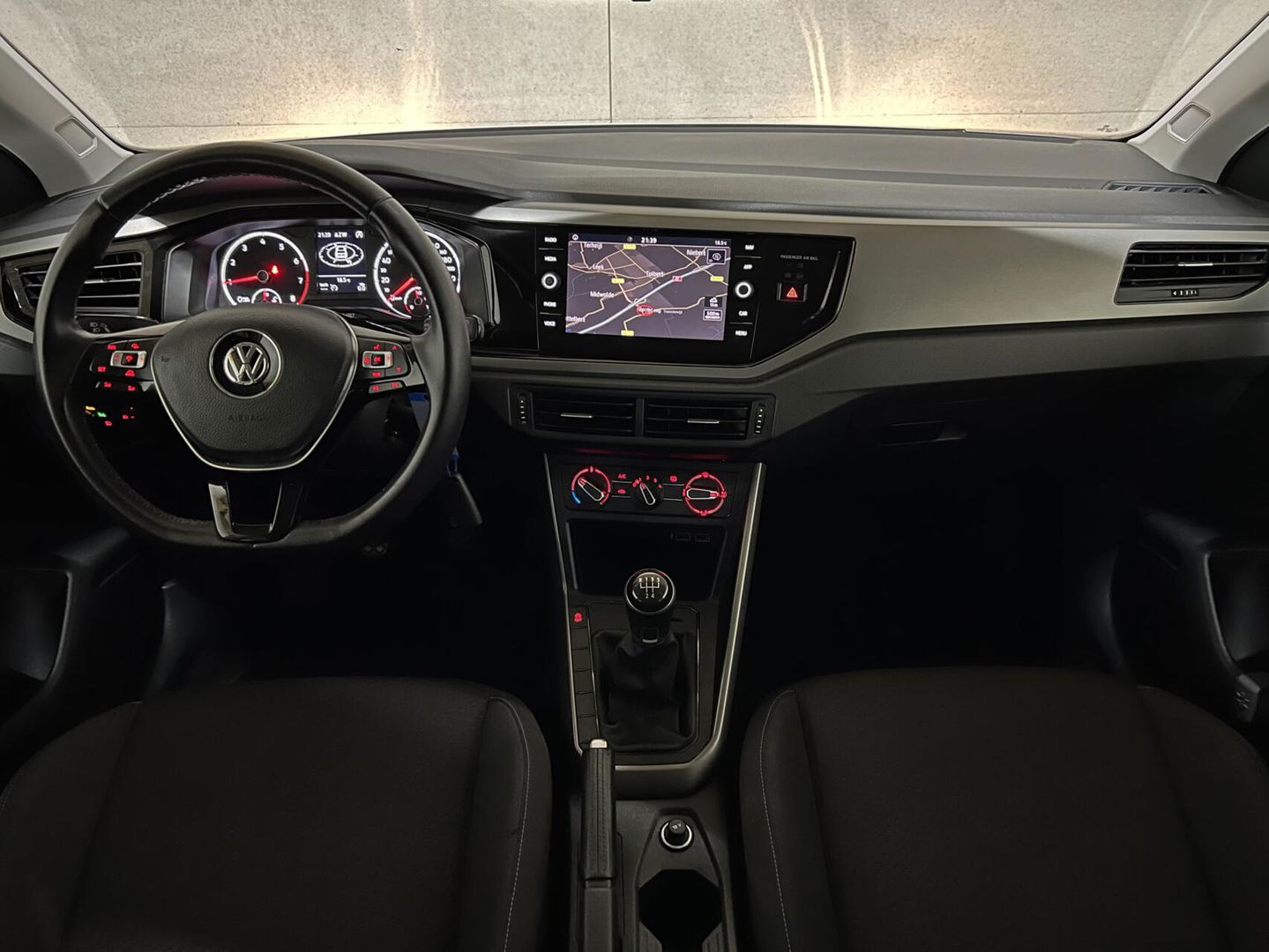 Volkswagen Polo 1.0 TSI 17'' R-line Carplay Navi ACC NAP