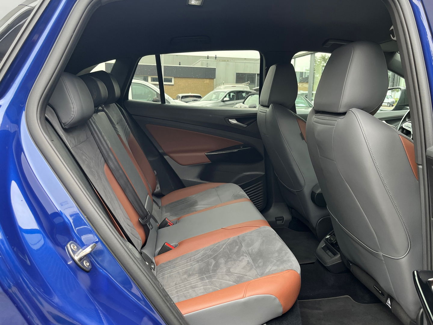 Volkswagen ID.4 First 77 kWh|Camera|ACC|Carplay|Navi|Ambient Light|NL-Auto|204PK