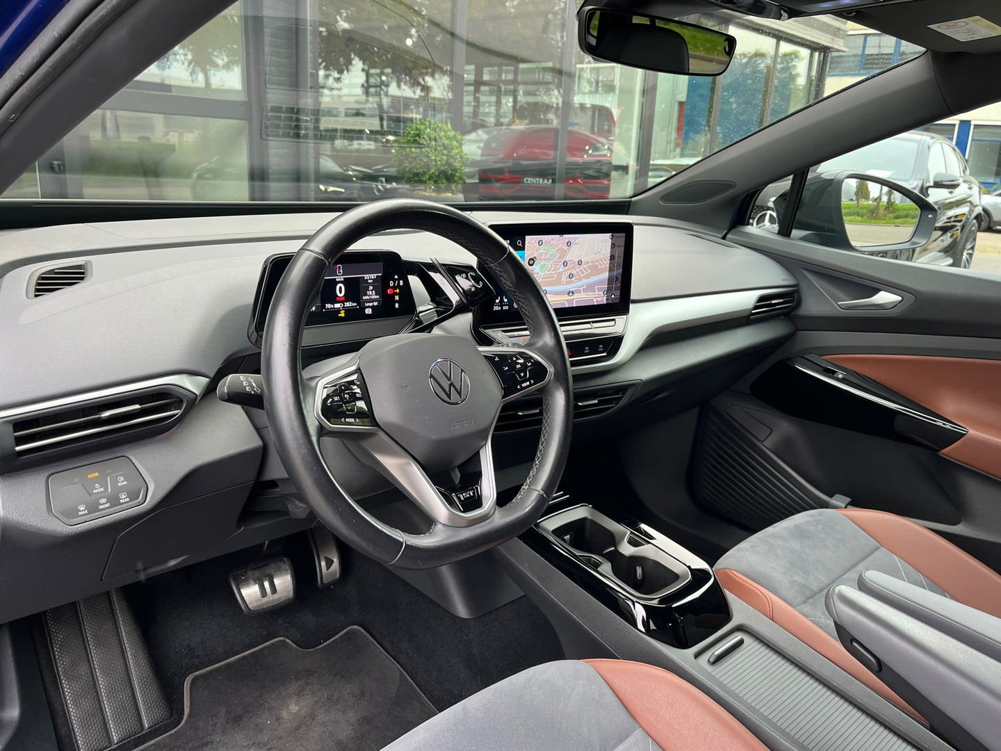 Volkswagen ID.4 First 77 kWh|Camera|ACC|Carplay|Navi|Ambient Light|NL-Auto|204PK