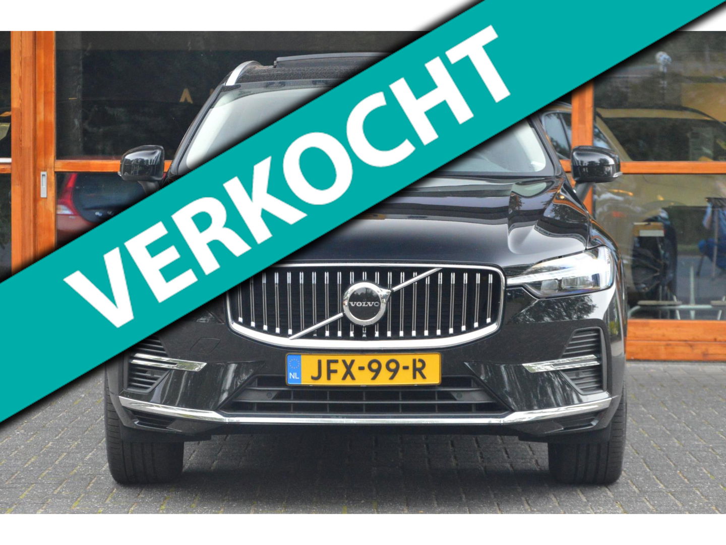 Volvo XC60 T6 Hybride AWD Inscription Long-Range | Pilot-assist | Panoramadak | Harman/Kardon | Camera | Stoel + Stuur verwarmd |