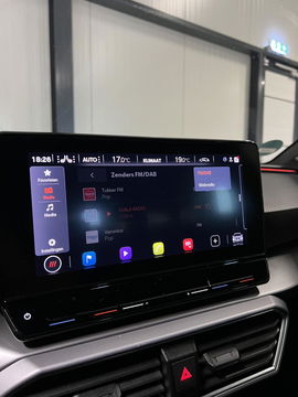 SEAT Leon Sportstourer 1.5 eTSI 150PK Virtual Trekhaak Clima
