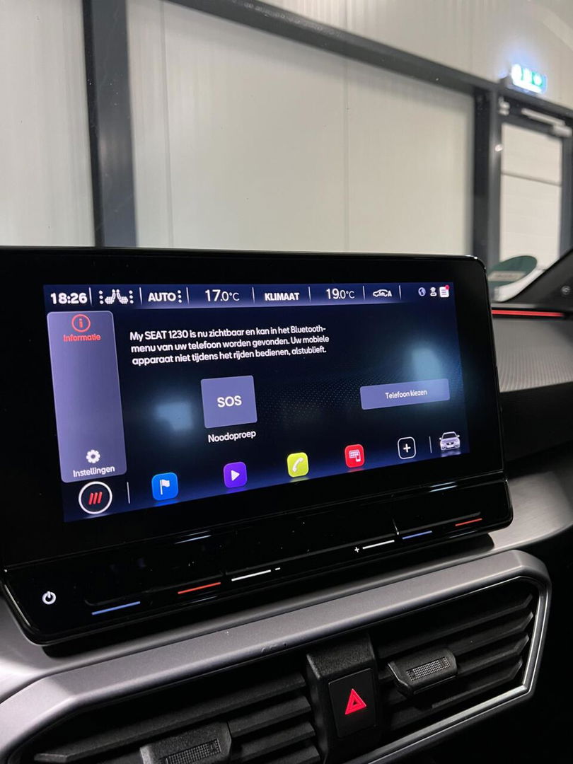 SEAT Leon Sportstourer 1.5 eTSI 150PK Virtual Trekhaak Clima