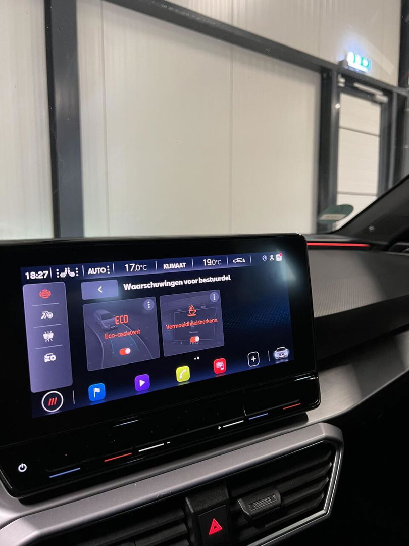 SEAT Leon Sportstourer 1.5 eTSI 150PK Virtual Trekhaak Clima