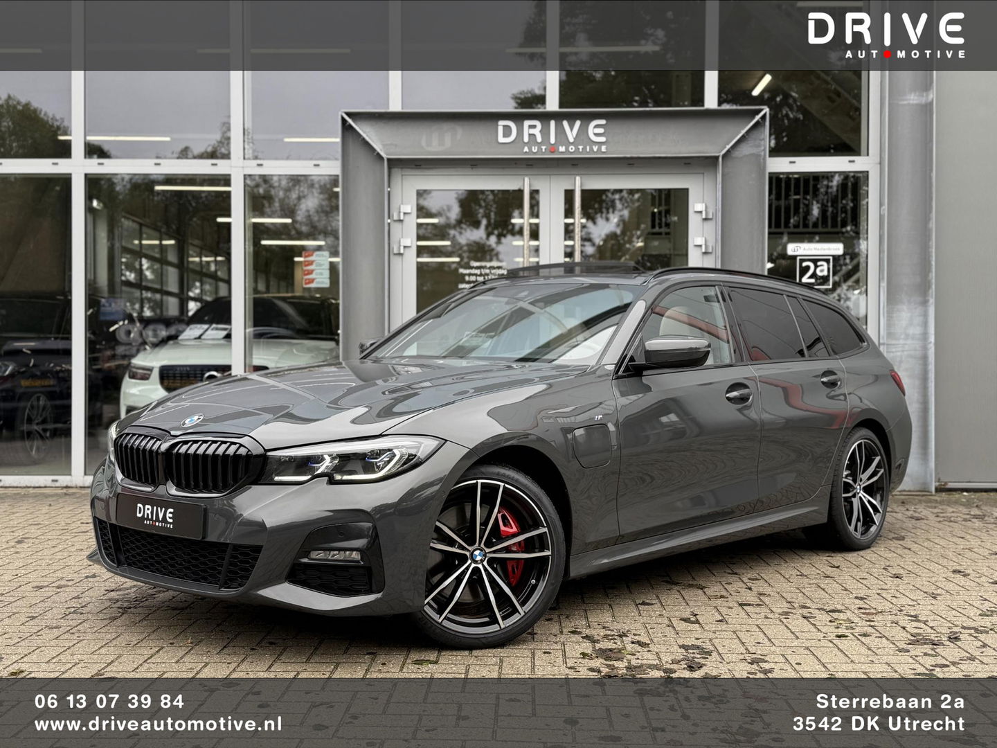 BMW 3 Serie Touring 330e Bus. Ed Plus M-Sport|SOH89%|Pano|Laser|HUD|Leer|Hifi|Trekhaak|Dravit grey