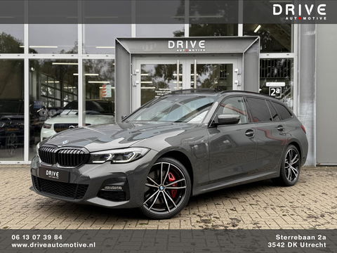 BMW 3 Serie Touring 330e Bus. Ed Plus M-Sport|SOH89%|Pano|Laser|HUD|Leer|Hifi|Trekhaak|Dravit grey