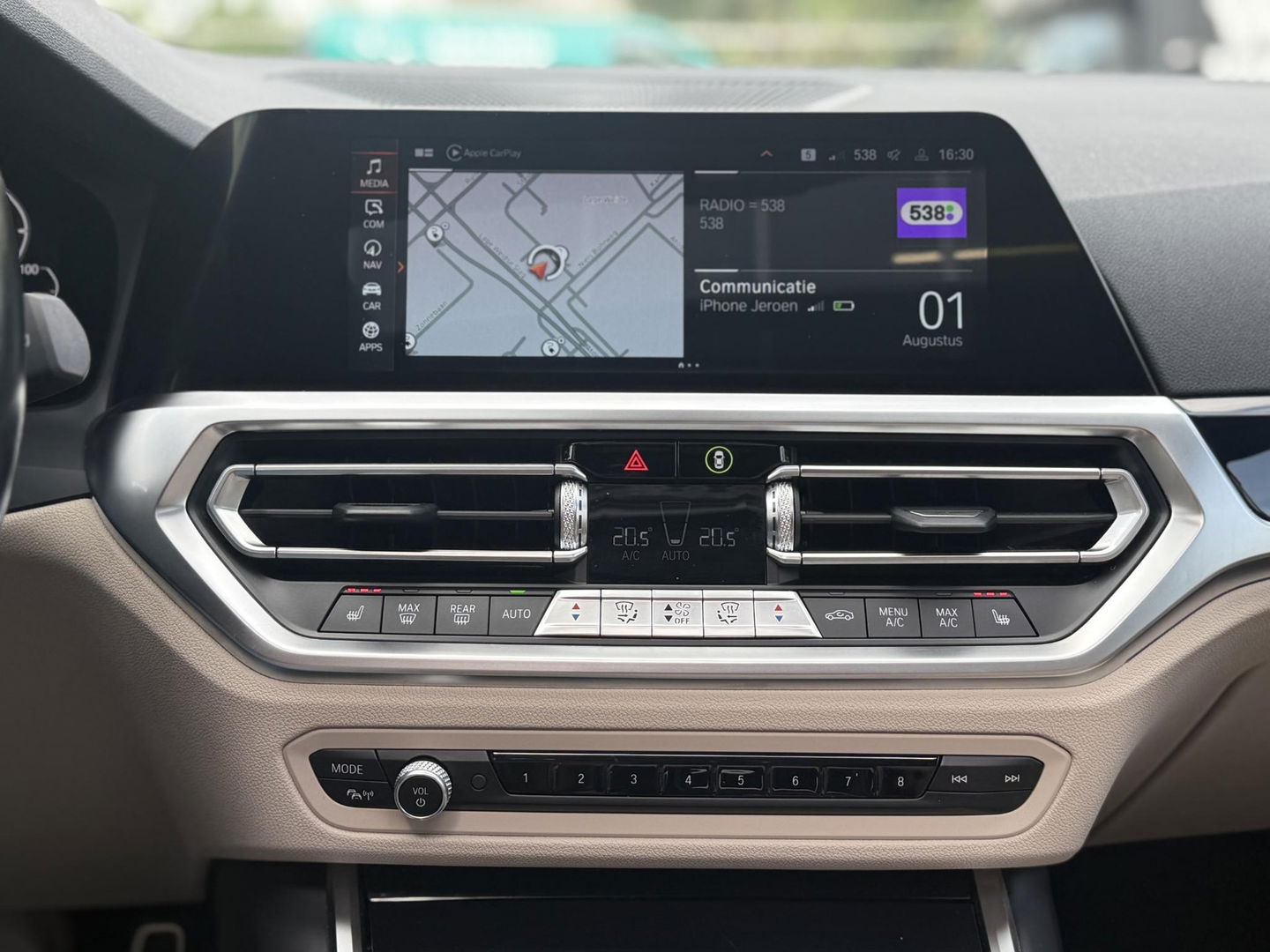 BMW 3 Serie Touring 330e Bus. Ed Plus M-Sport|SOH89%|Pano|Laser|HUD|Leer|Hifi|Trekhaak|Dravit grey